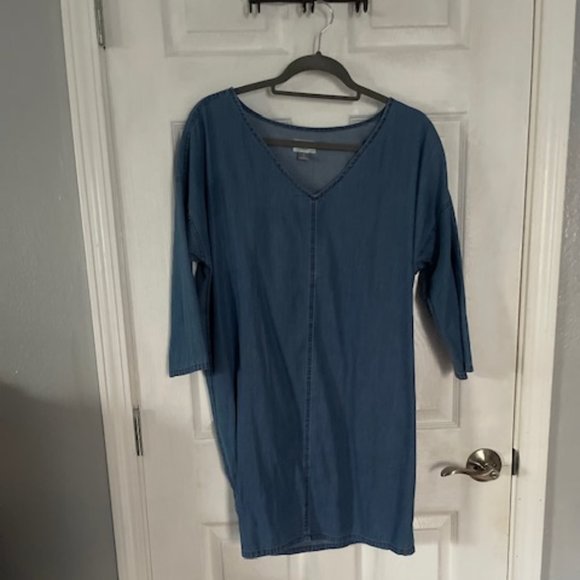 Old Navy Dresses & Skirts - Old Navy Chambray dress size small